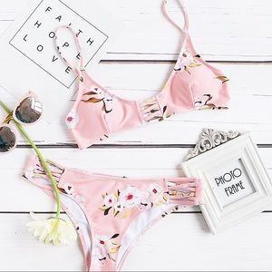 ⚡️🇺🇸🆕Floral pink cut out side bikini set